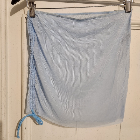 MakeMeChic 3 Piece Halter Ring Bikini Set with Cover Up Skirt Size Medium - Picture 8 of 9